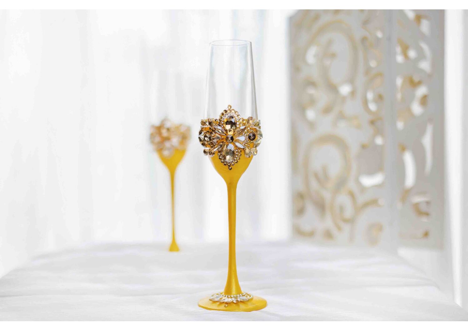 GOLD ROSE FLUTES - Image 2